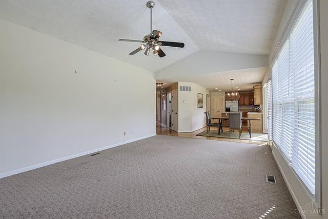 10152 Timberview Court, Woodlawn, OH 45215