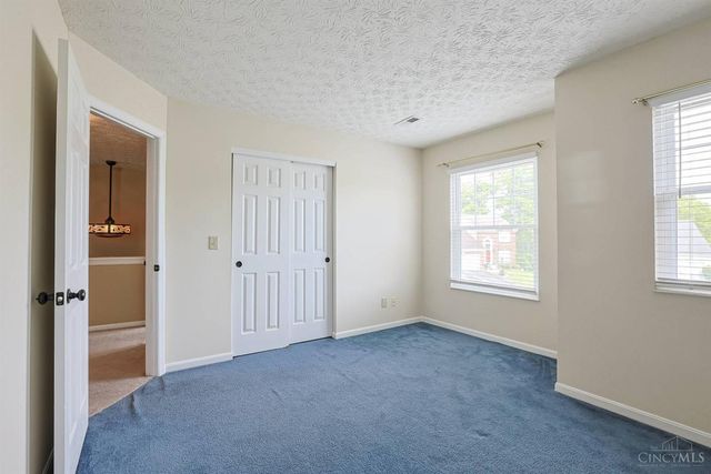 10152 Timberview Court, Woodlawn, OH 45215