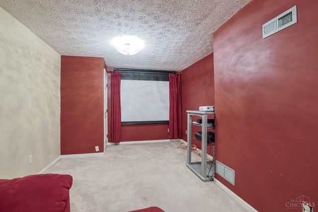 10152 Timberview Court, Woodlawn, OH 45215