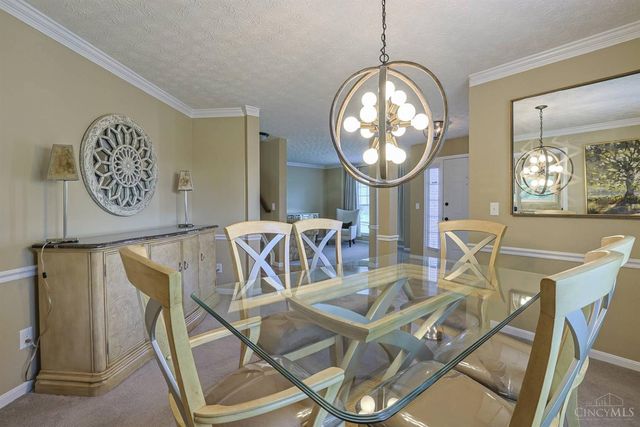 10152 Timberview Court, Woodlawn, OH 45215