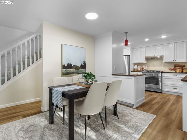 2243 Nw NORMAN Ave, Gresham, OR 97030