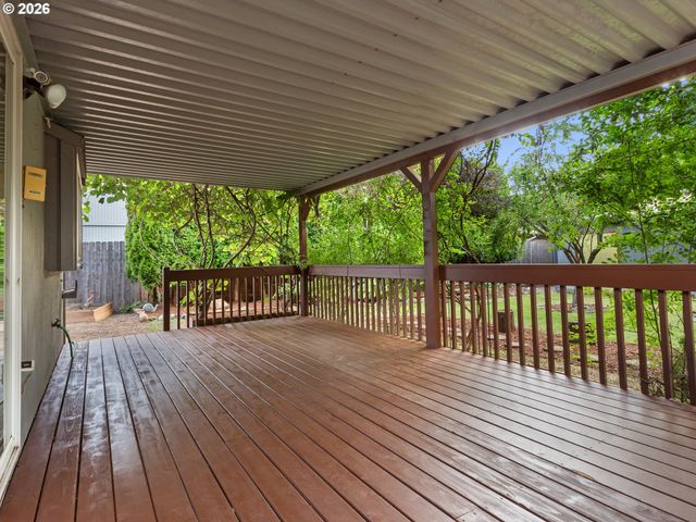 2243 Nw NORMAN Ave, Gresham, OR 97030