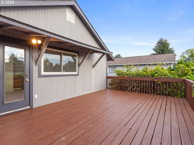 2243 Nw NORMAN Ave, Gresham, OR 97030