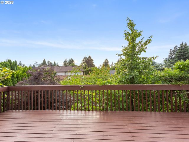 2243 Nw NORMAN Ave, Gresham, OR 97030