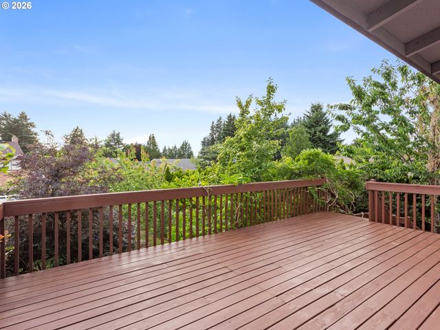 2243 Nw NORMAN Ave, Gresham, OR 97030
