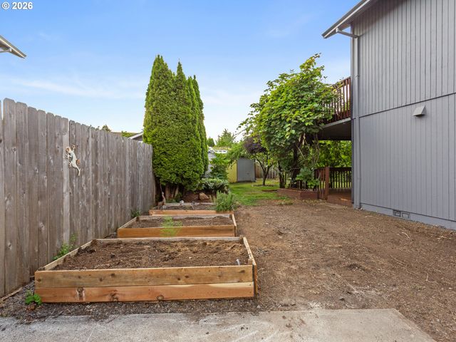 2243 Nw NORMAN Ave, Gresham, OR 97030