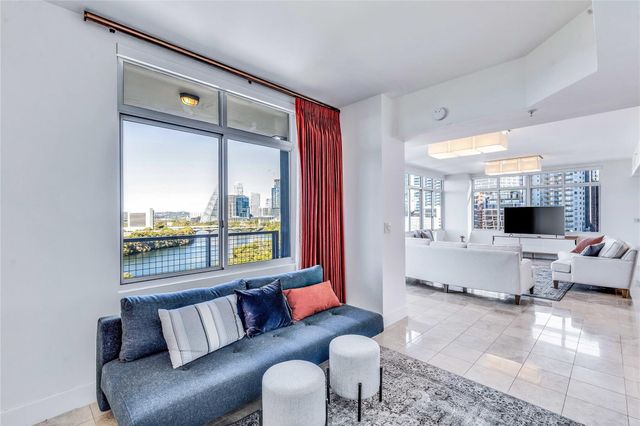 54 Rainey ST 1222, Austin, TX 78701