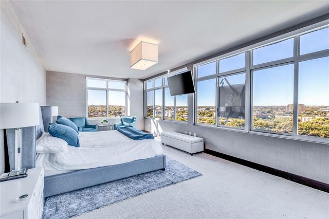 54 Rainey ST 1222, Austin, TX 78701