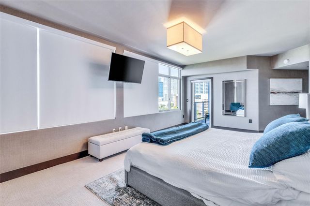 54 Rainey ST 1222, Austin, TX 78701