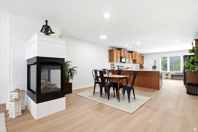 1339 E LAKE SPRINGS LN, Holladay, UT 84117