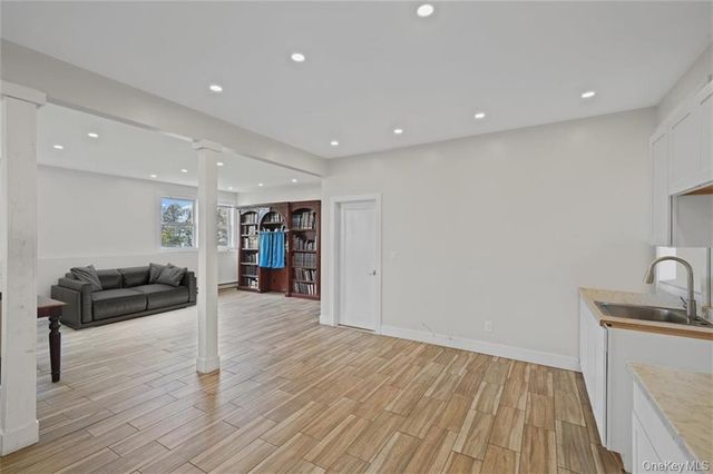 27 Catskill High Rail, Monroe, NY 10950