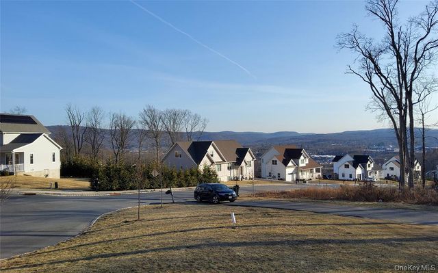 27 Catskill High Rail, Monroe, NY 10950