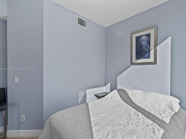 1945 S Ocean Dr 404, Hallandale Beach, FL 33009