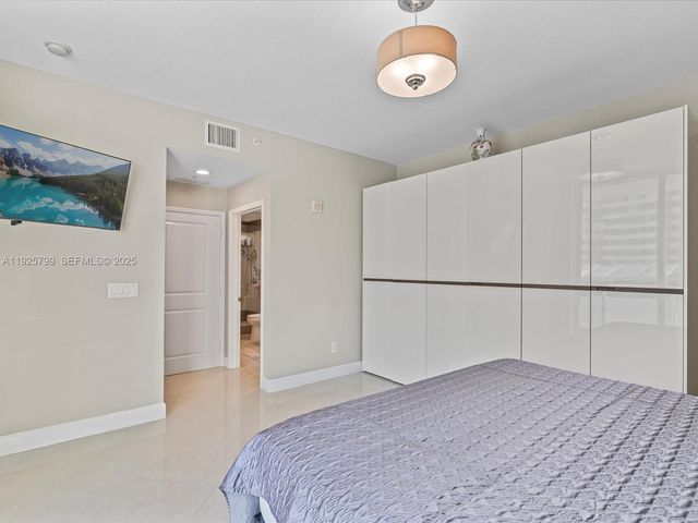 1945 S Ocean Dr 404, Hallandale Beach, FL 33009