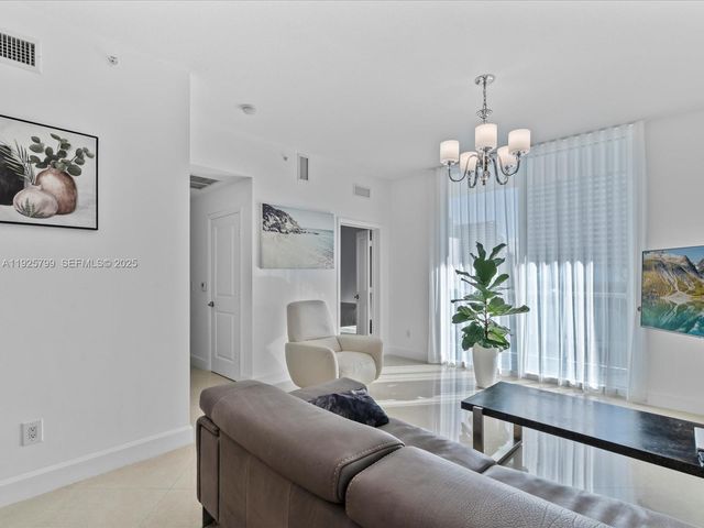 1945 S Ocean Dr 404, Hallandale Beach, FL 33009