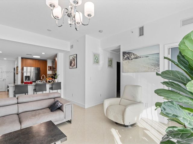 1945 S Ocean Dr 404, Hallandale Beach, FL 33009