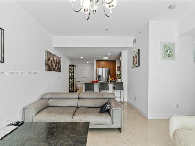 1945 S Ocean Dr 404, Hallandale Beach, FL 33009