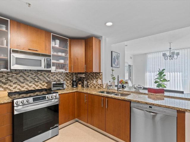 1945 S Ocean Dr 404, Hallandale Beach, FL 33009