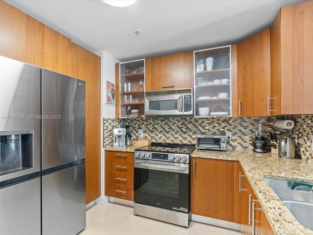 1945 S Ocean Dr 404, Hallandale Beach, FL 33009