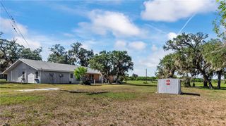180 Freeman Circle, George West, TX 78022