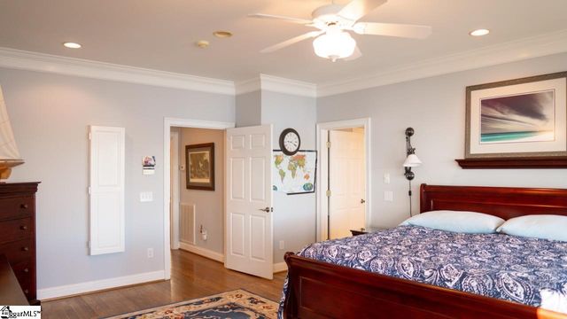 138 South Oak Pointe Drive, Seneca, SC 29672