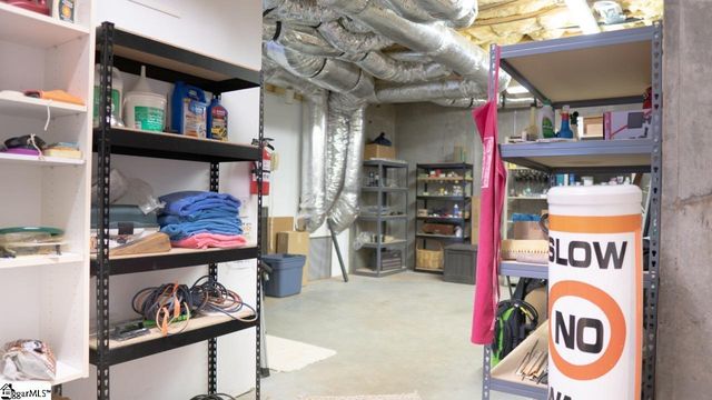 138 South Oak Pointe Drive, Seneca, SC 29672