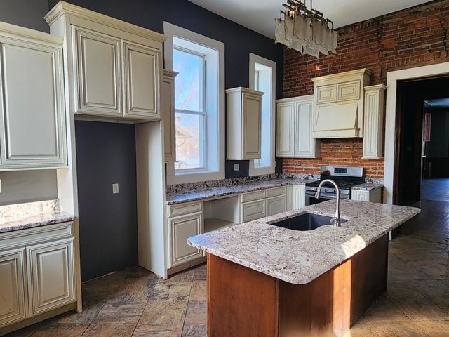 120 S Park Avenue, Rensselaer, IN 47978