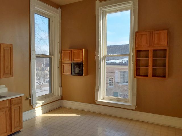 120 S Park Avenue, Rensselaer, IN 47978