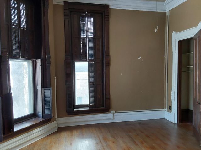 120 S Park Avenue, Rensselaer, IN 47978