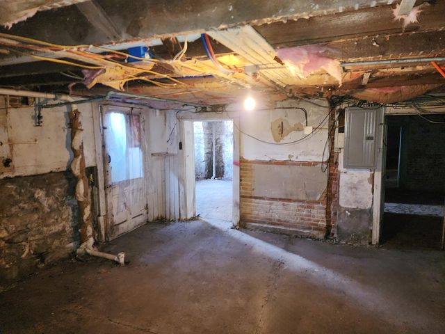 120 S Park Avenue, Rensselaer, IN 47978