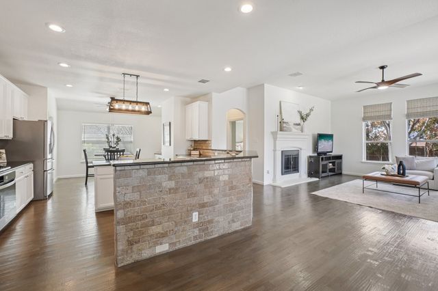 841 Brittany Way, Prosper, TX 75078