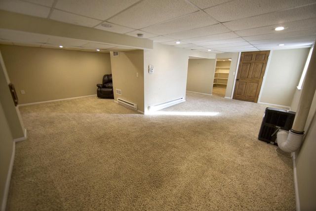 921 E Moreland BOULEVARD, Waukesha, WI 53186