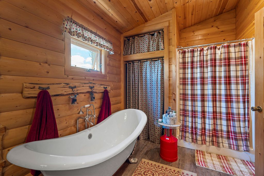 14550 Tepee Lake Road, Polebridge, MT 59928 photo 33