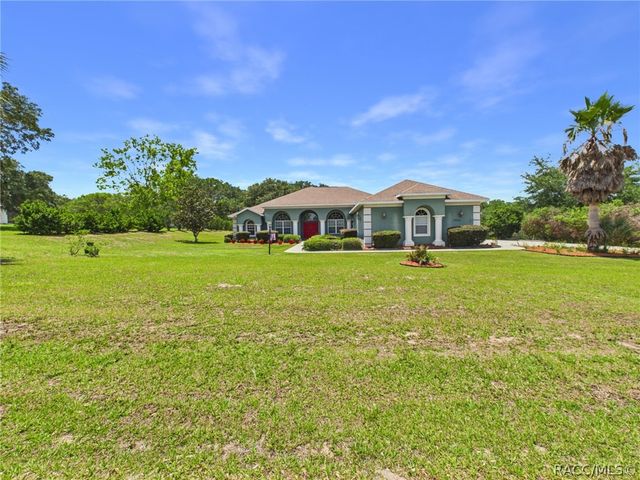 2932 N Clements Avenue, Hernando, FL 34442