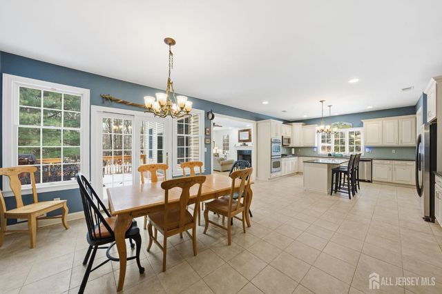 20 Sleepy Hollow Road, Denville, NJ 07834