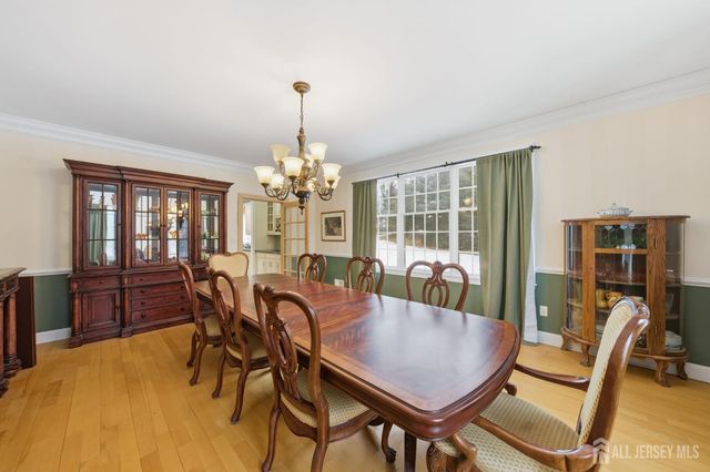 20 Sleepy Hollow Road, Denville, NJ 07834