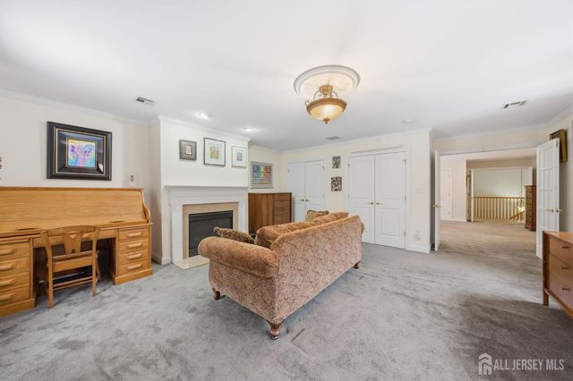 20 Sleepy Hollow Road, Denville, NJ 07834