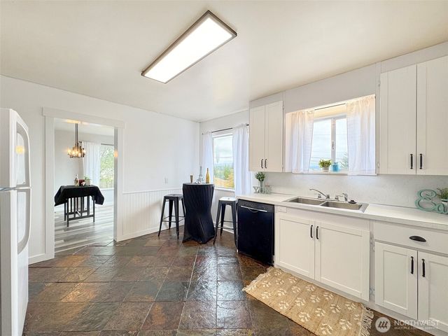 101 E Whidby Avenue, Port Angeles, WA 98362