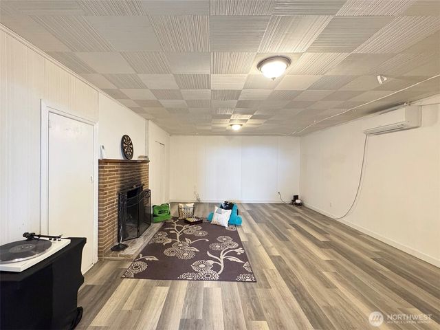 101 E Whidby Avenue, Port Angeles, WA 98362