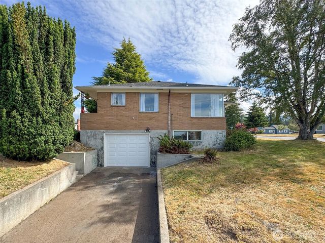 101 E Whidby Avenue, Port Angeles, WA 98362