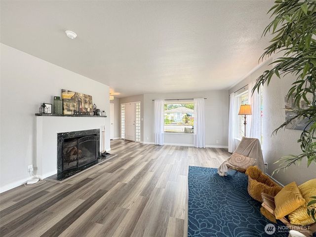 101 E Whidby Avenue, Port Angeles, WA 98362