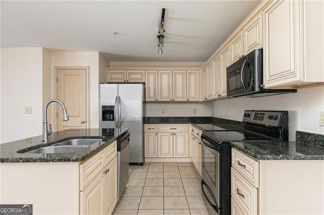 804 madison Lane SE, Smyrna, GA 30080