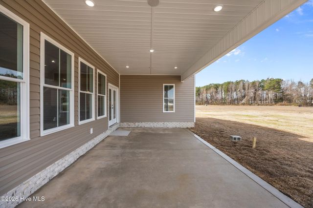 3500 Alberta Way, Ayden, NC 28513
