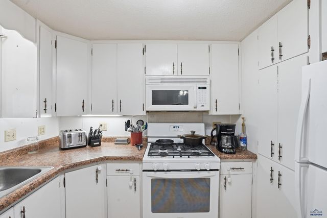 305 8TH, Sturgis, SD 57785