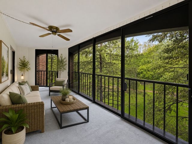 6051 Laurel Avenue 207, Golden Valley, MN 55416