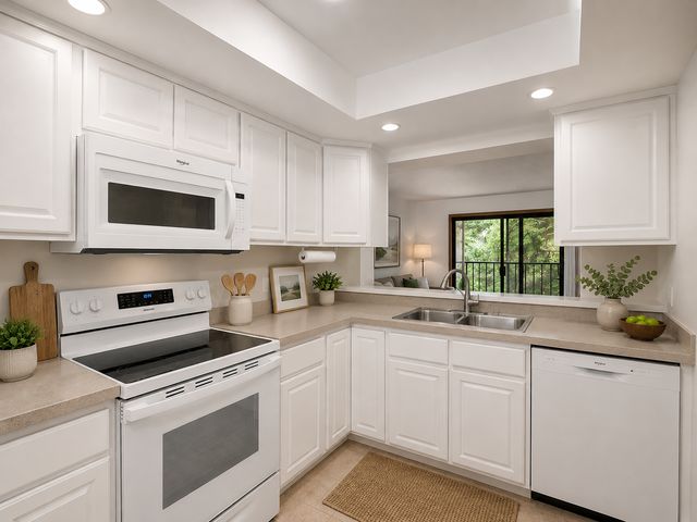 6051 Laurel Avenue 207, Golden Valley, MN 55416