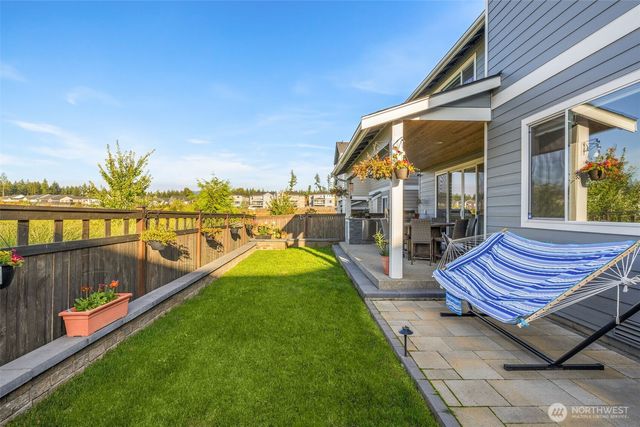 23070 SE Evergreen Street, Black Diamond, WA 98010