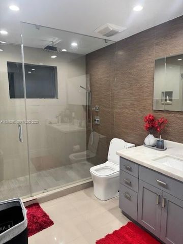 4229 W 7th Lane, Hialeah, FL 33012