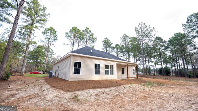 288 Frank Cook Road, Cochran, GA 31014