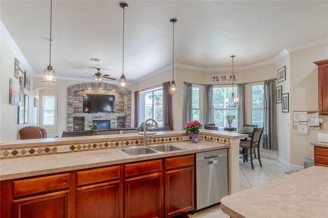 417 GRAND RESERVE DR, Davenport, FL 33837